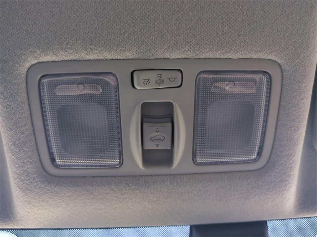 2026 Hyundai Venue SEL photo 20