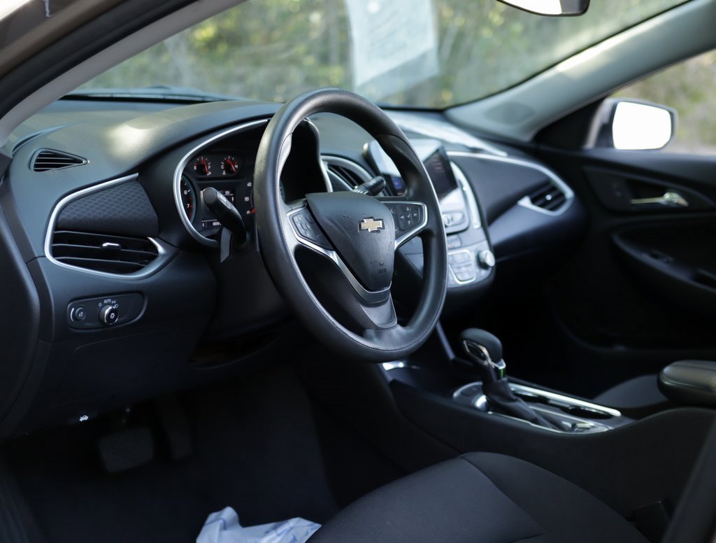 2022 Chevrolet Malibu 1LT photo 9