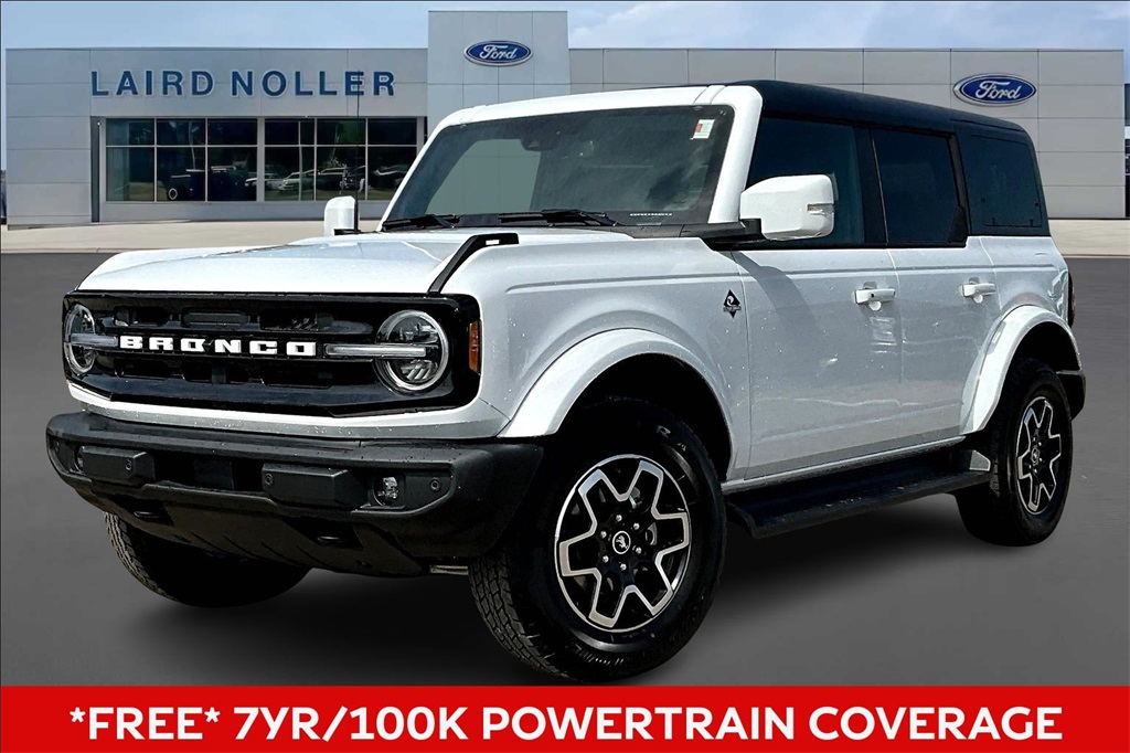 2025 Ford Bronco 4-Door Outer Banks's photo