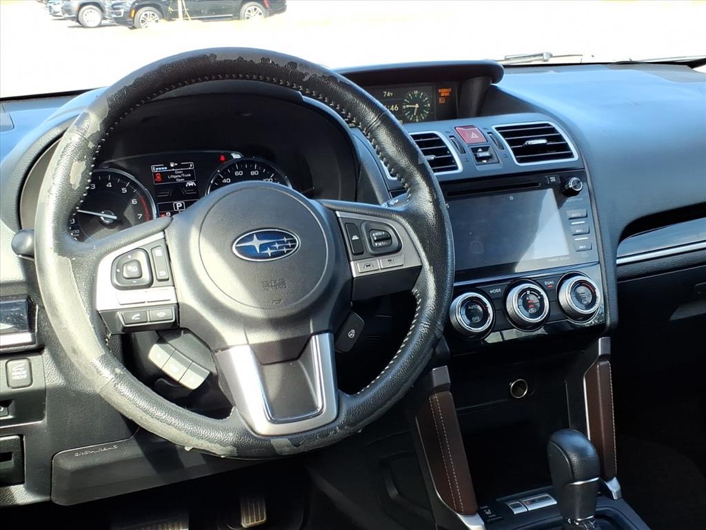 2018 Subaru Forester Touring photo 9
