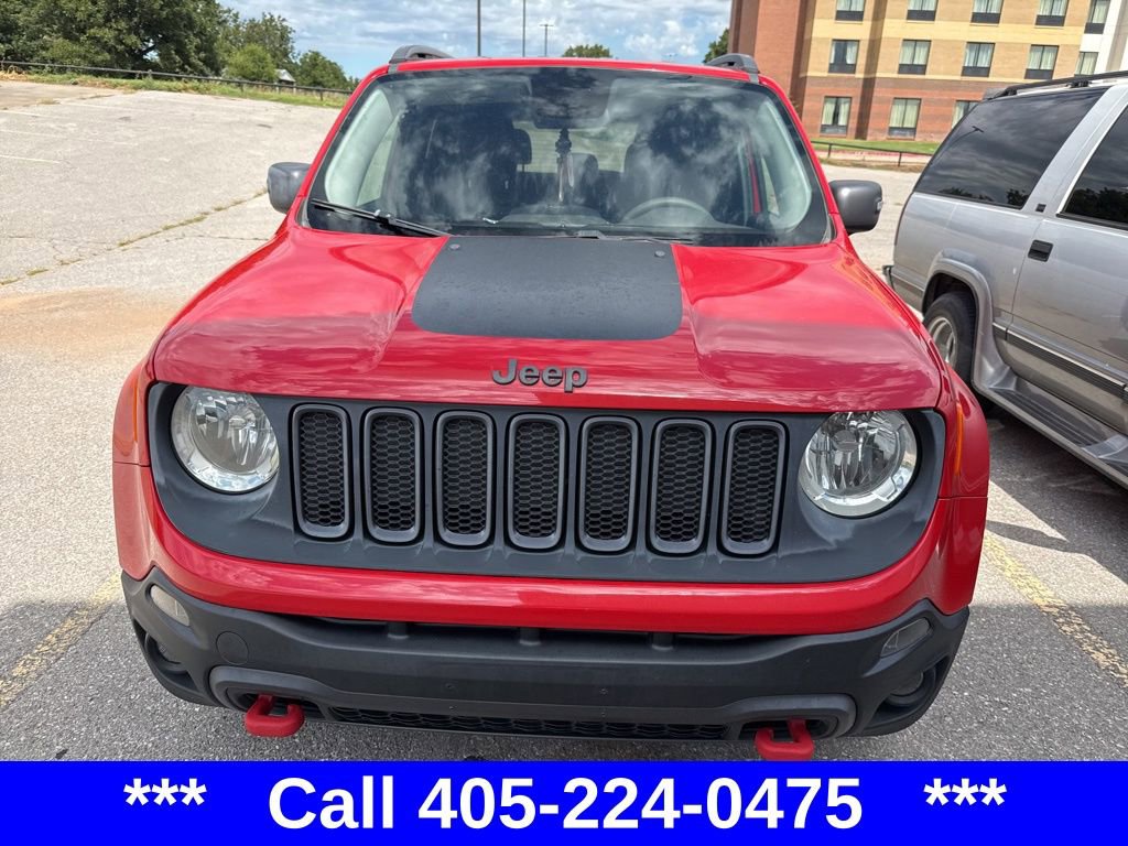2015 Jeep Renegade Trailhawk photo 17