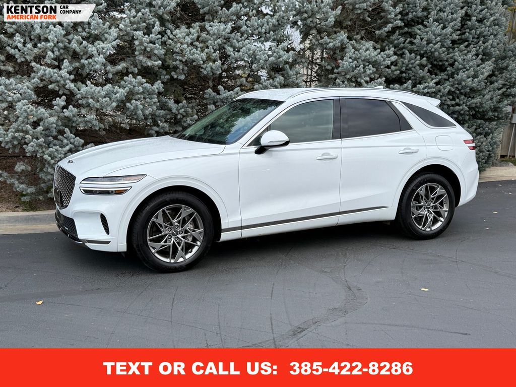 2025 GENESIS GV70 Standard's photo