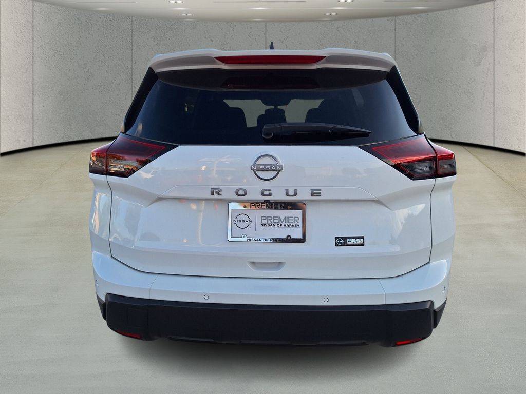 2026 Nissan Rogue S photo 4