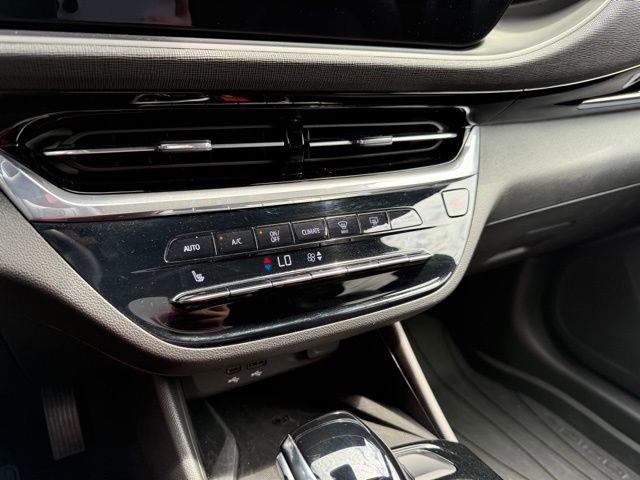 2024 Buick Envista Avenir photo 17