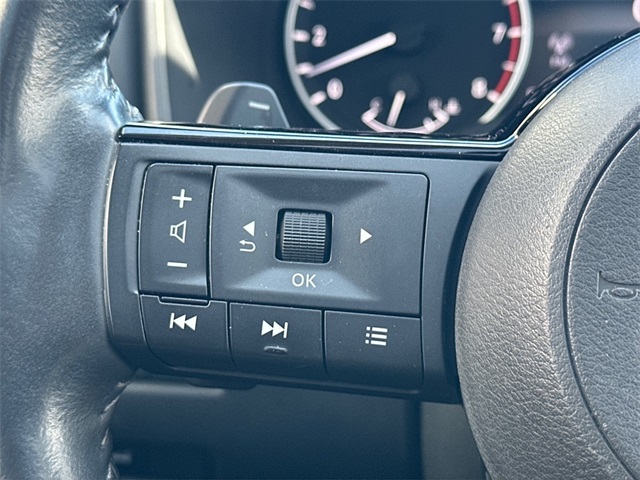 2021 Nissan Rogue SL photo 18