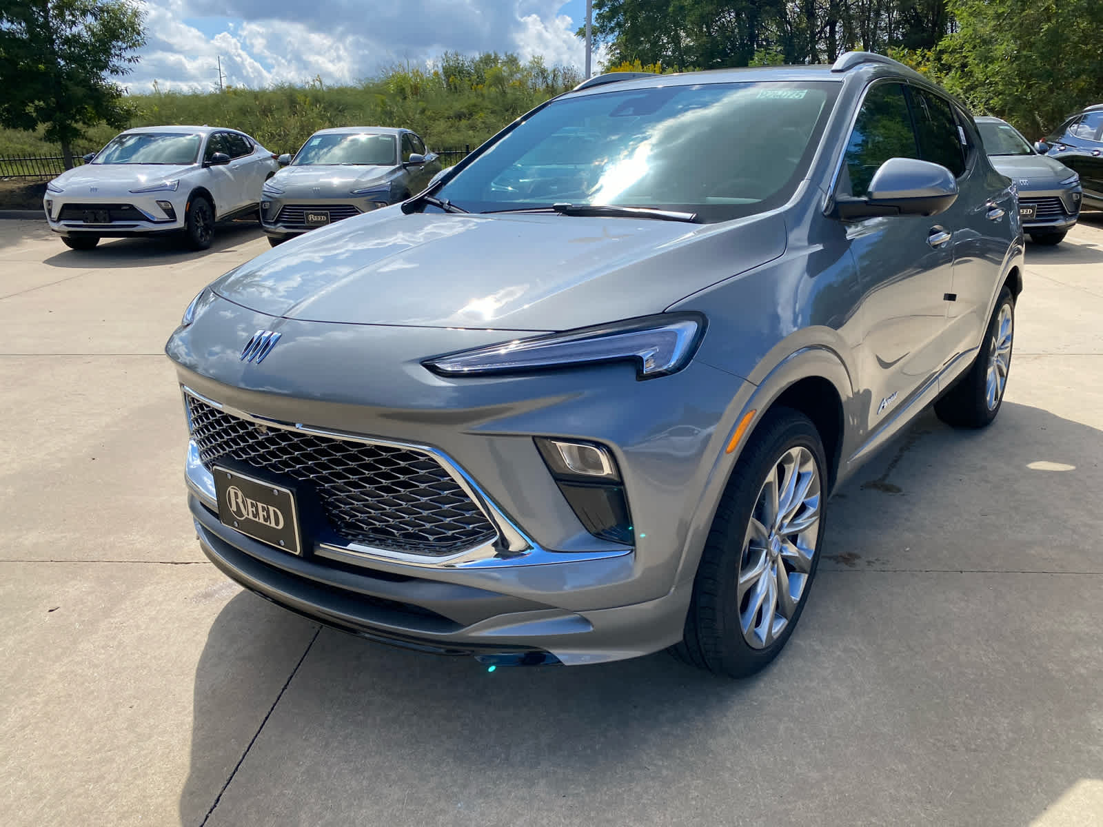 2026 Buick Encore GX Avenir photo 2
