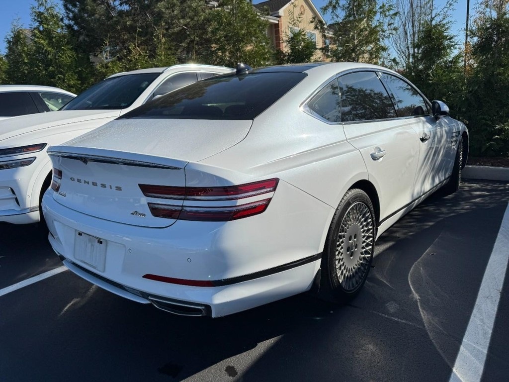 2022 Genesis G80 2.5T Advanced photo 2