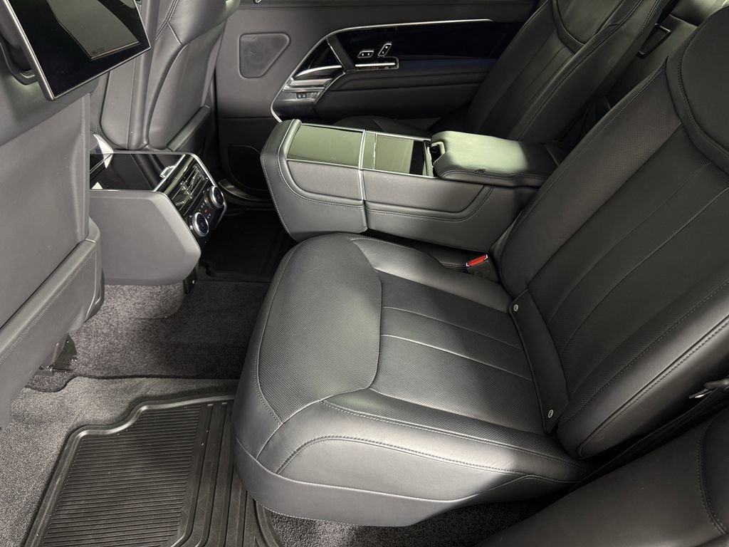 2023 Land Rover Range Rover Autobiography photo 20