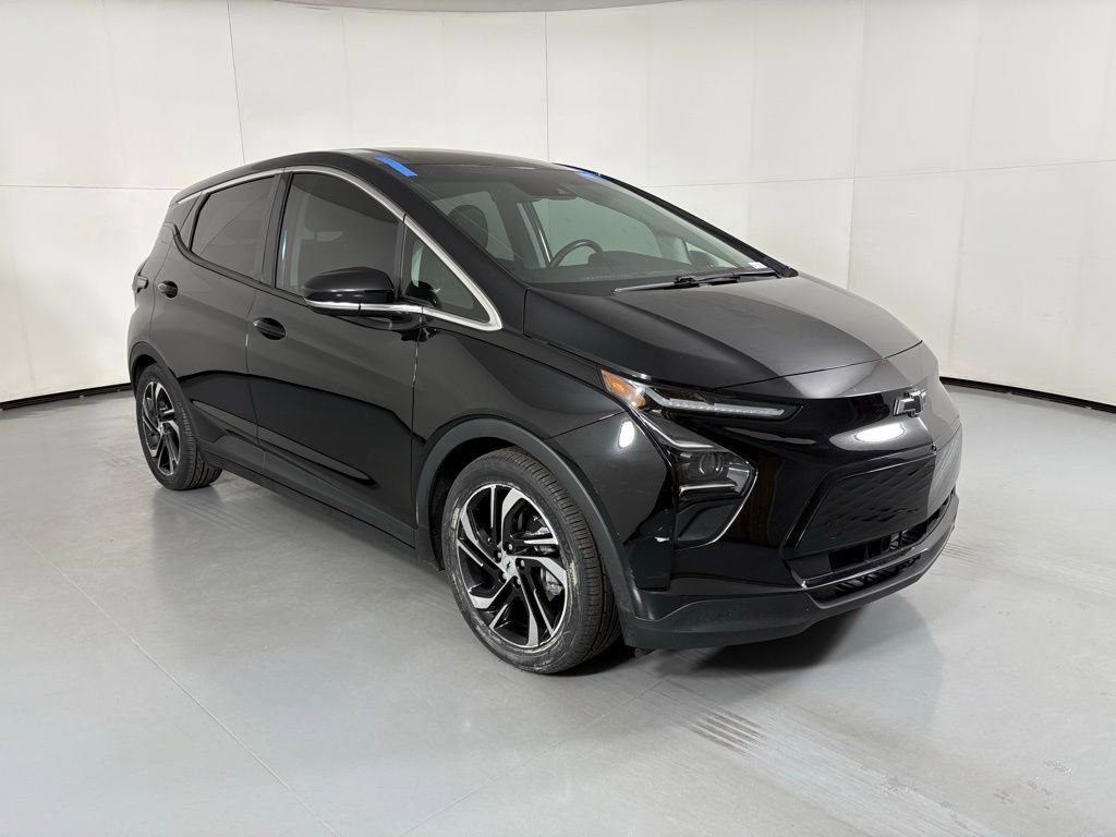 Used 2023 Chevrolet Bolt EV 2LT with VIN 1G1FX6S06P4104834 for sale in Phoenix, AZ