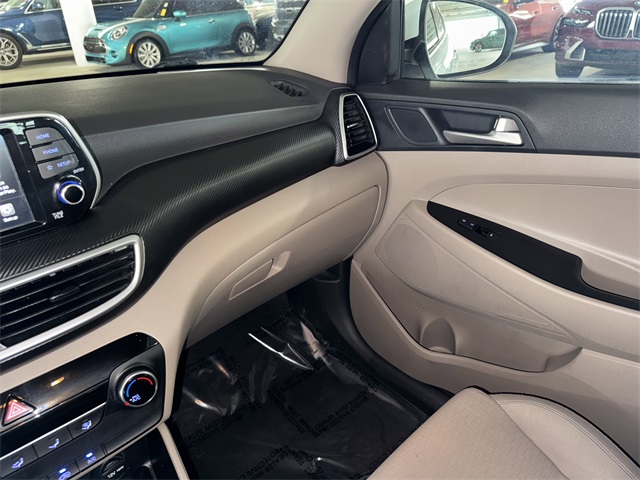 2021 Hyundai Tucson SE photo 26