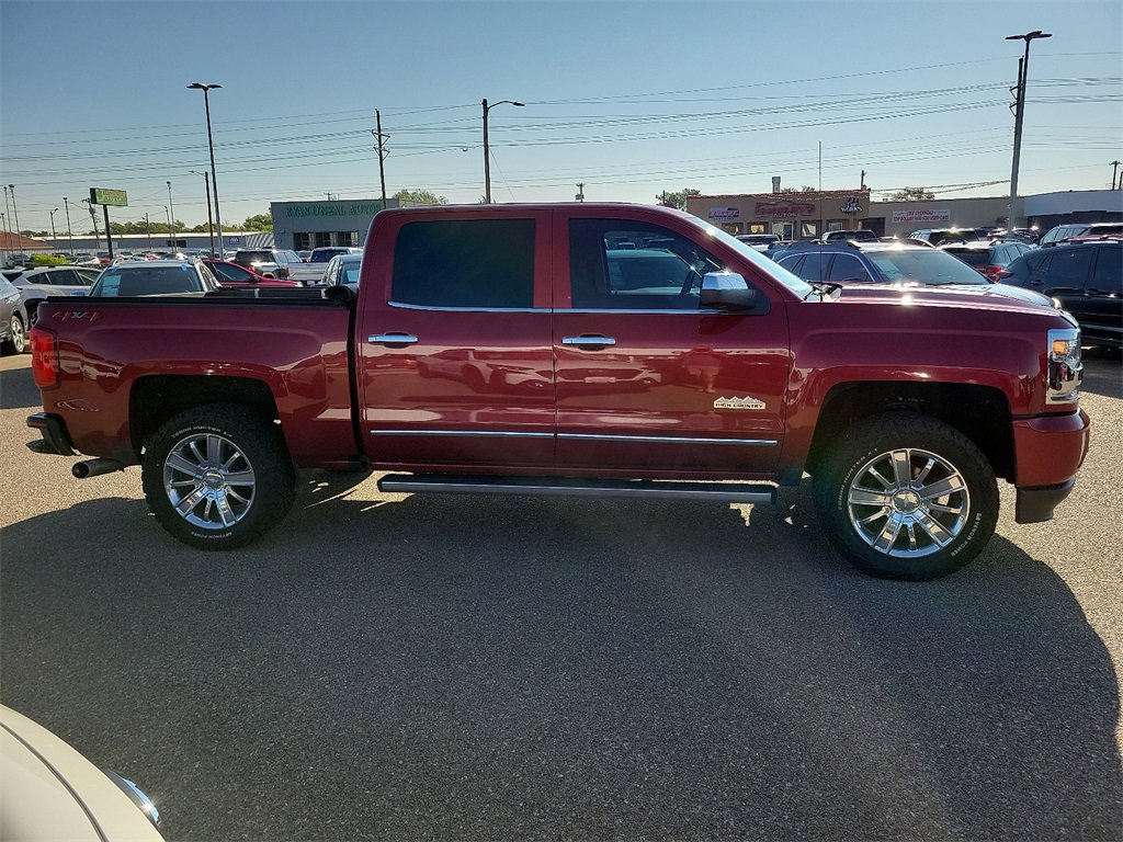 2018 Chevrolet Silverado 1500 High Country photo 11