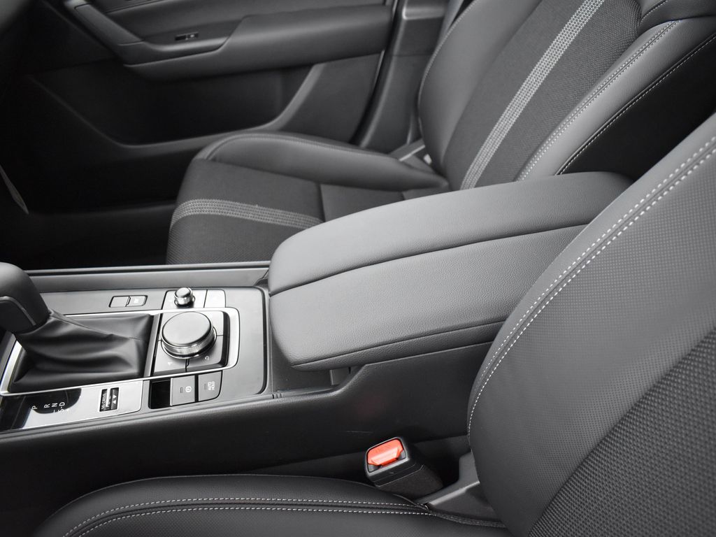 2025 Mazda CX-50 Preferred photo 10
