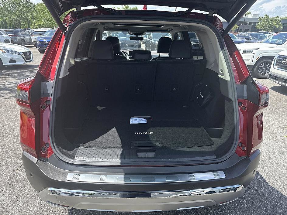 2022 Nissan Rogue Platinum photo 11