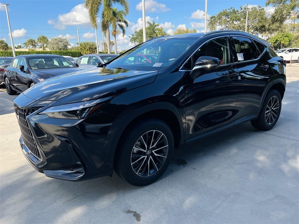 2026 Lexus NX 350h Premium photo 3