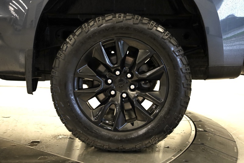 2020 Chevrolet Silverado 1500 Custom photo 35