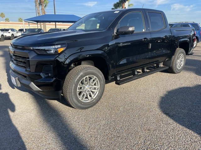 2026 Chevrolet Colorado LT photo 3