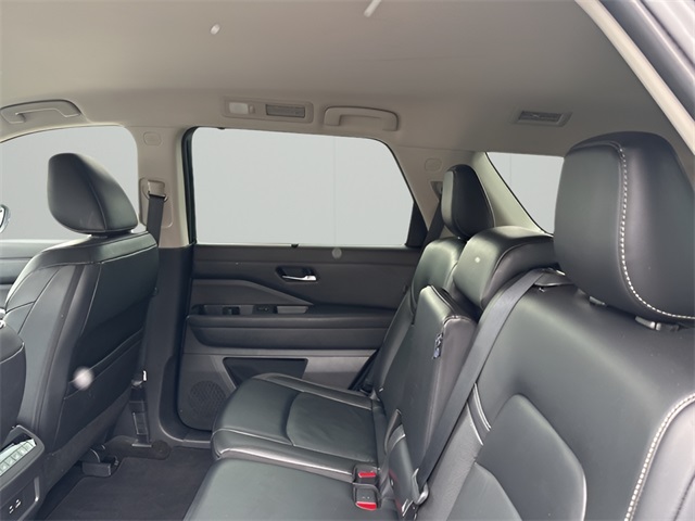 2023 Nissan Pathfinder SL photo 27