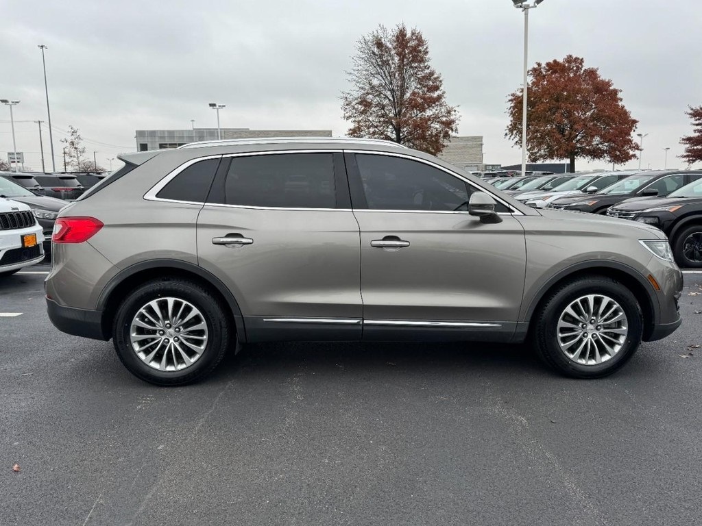 Used 2017 Lincoln MKX Select with VIN 2LMPJ6KR9HBL34046 for sale in St. Peters, MO