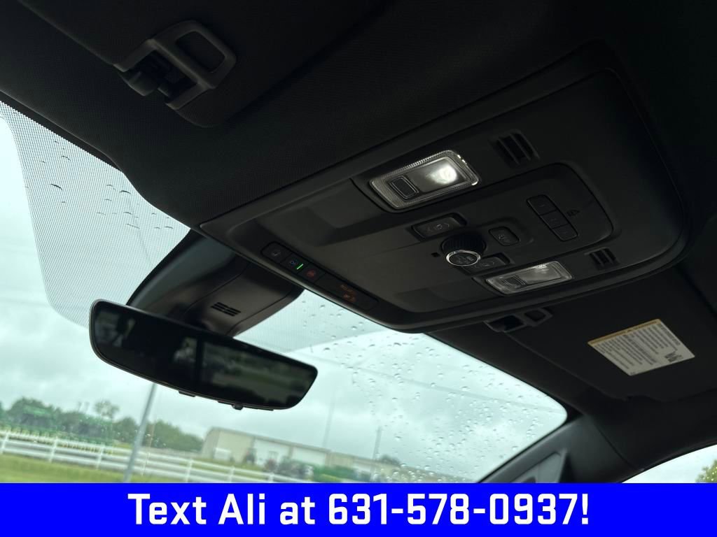 2021 Chevrolet Suburban Premier photo 23