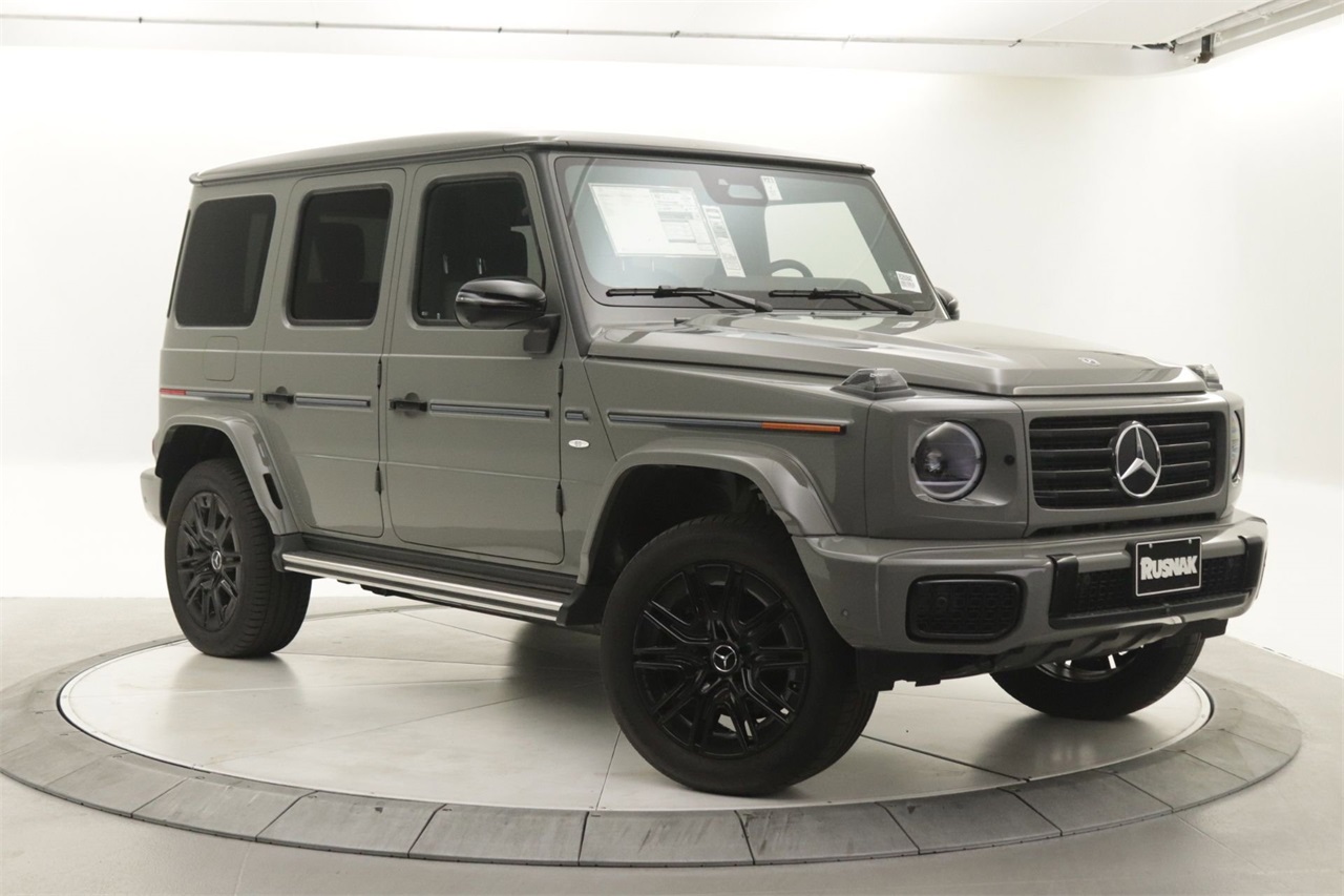 2025 Mercedes-Benz G-Class G580's photo