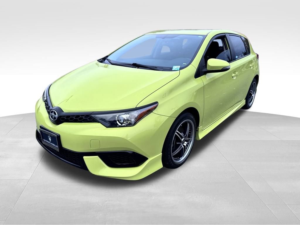 2016 Scion iM Base's photo