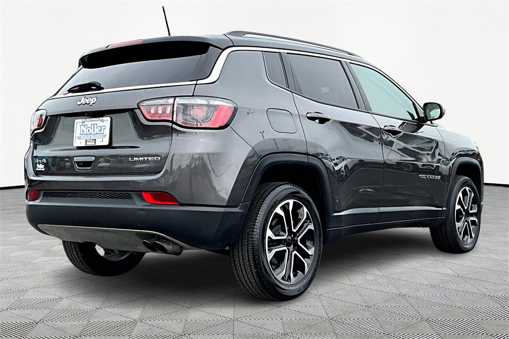 Used 2022 Jeep Compass Limited with VIN 3C4NJDCB8NT190762 for sale in Kansas City