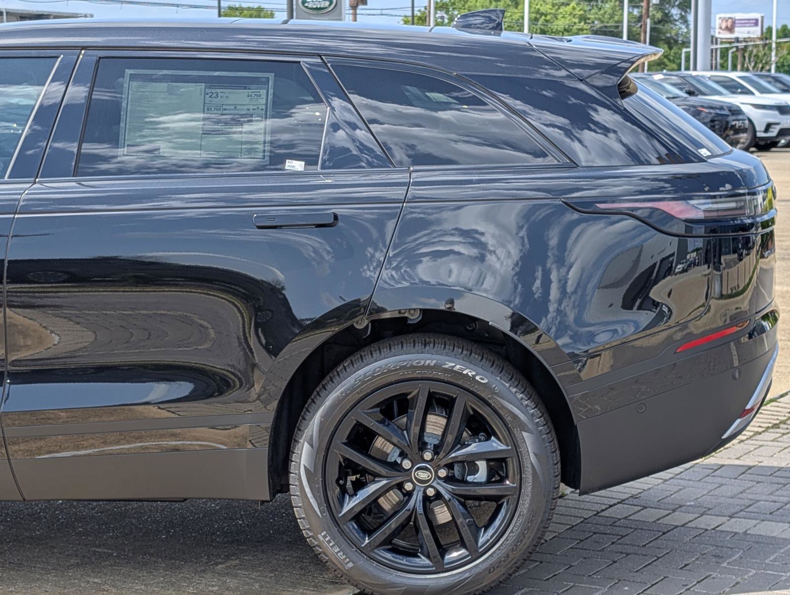 2026 Land Rover Range Rover Velar S photo 8