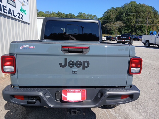 2025 Jeep Gladiator Sport S photo 4