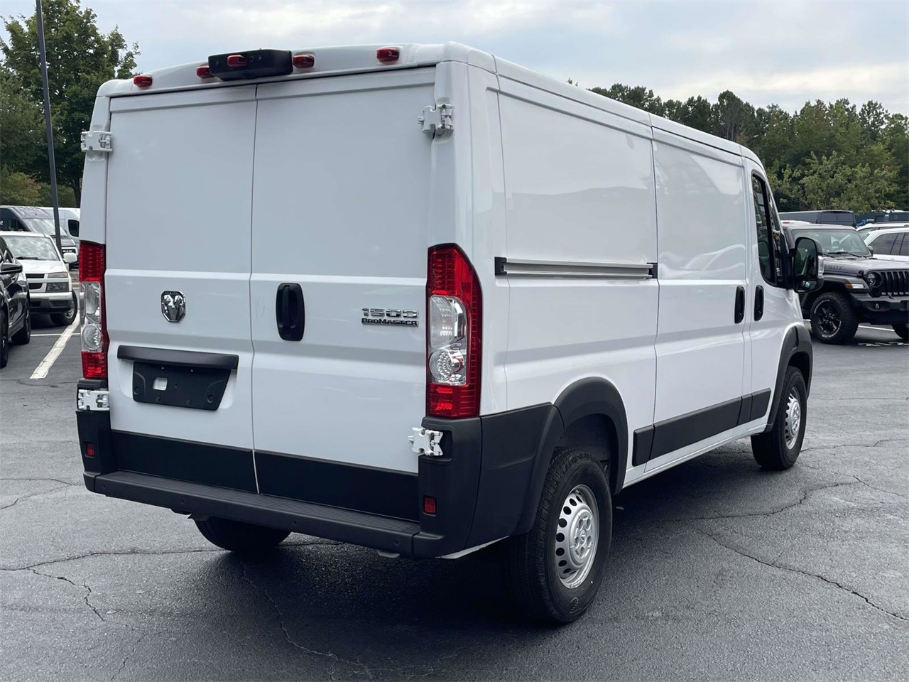 2024 Ram ProMaster 1500 photo 8