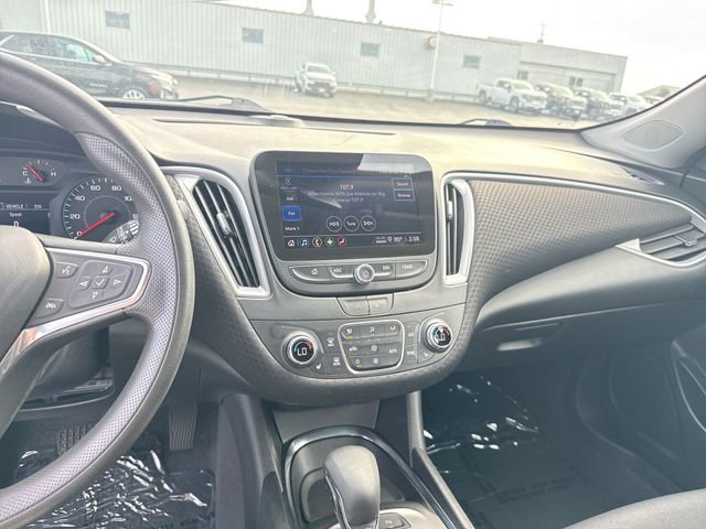 2024 Chevrolet Malibu 1LT photo 16