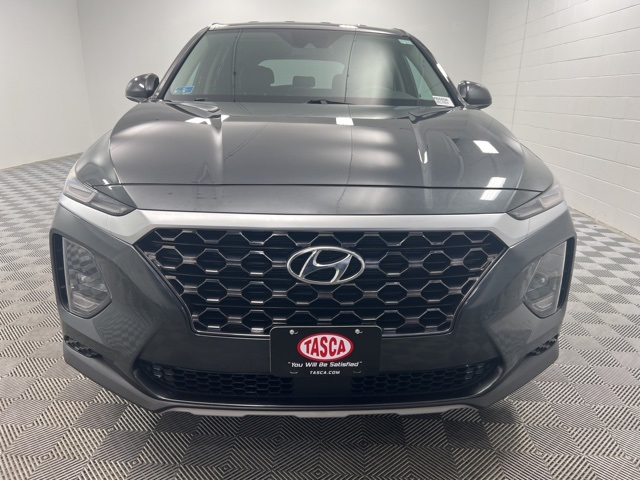 2020 Hyundai Santa Fe SE photo 2