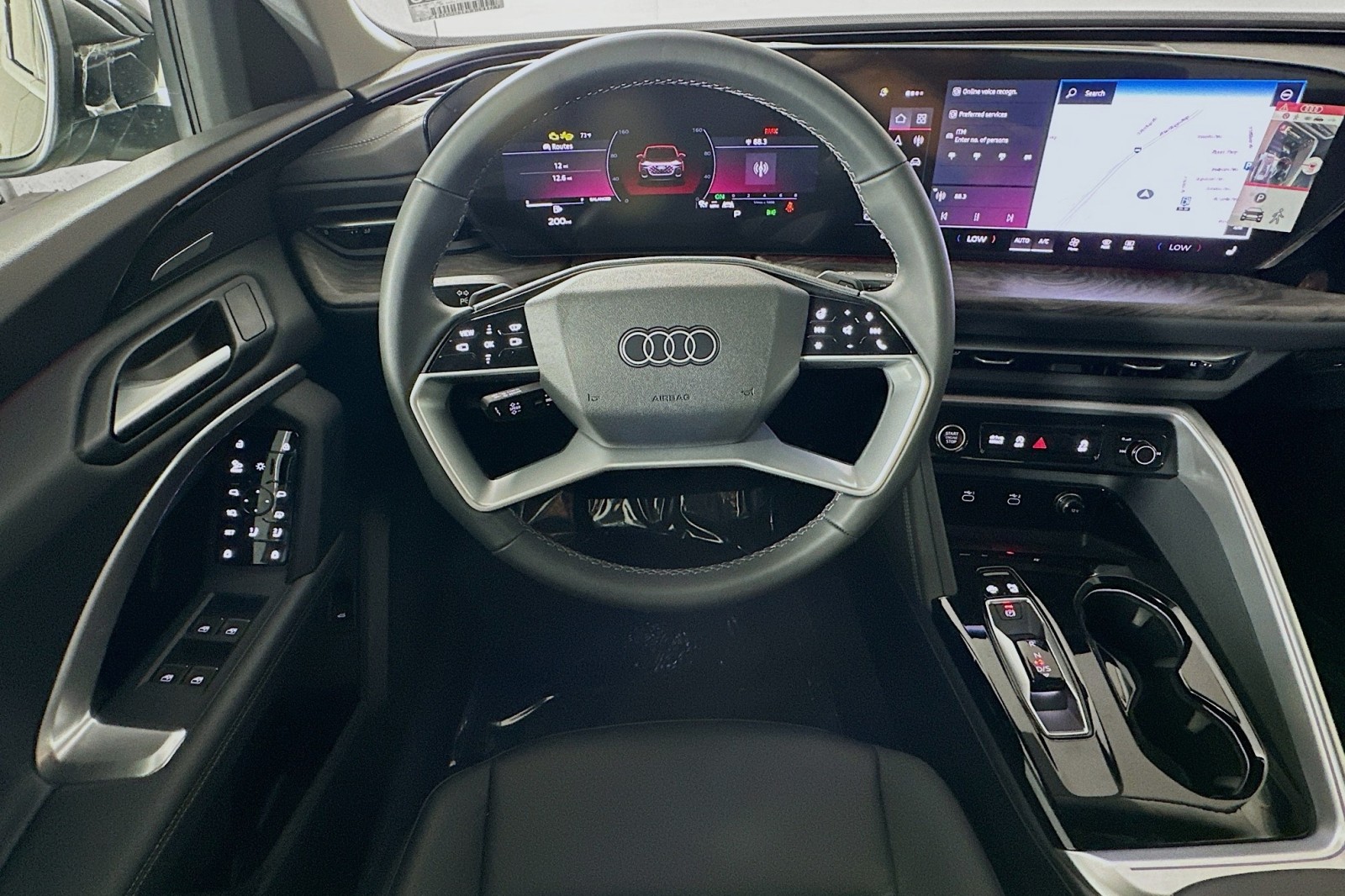 2025 Audi Q5 Sportback Premium Plus photo 3