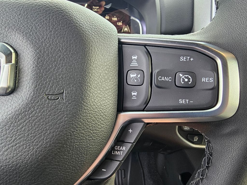 2025 RAM 1500 - Image 23