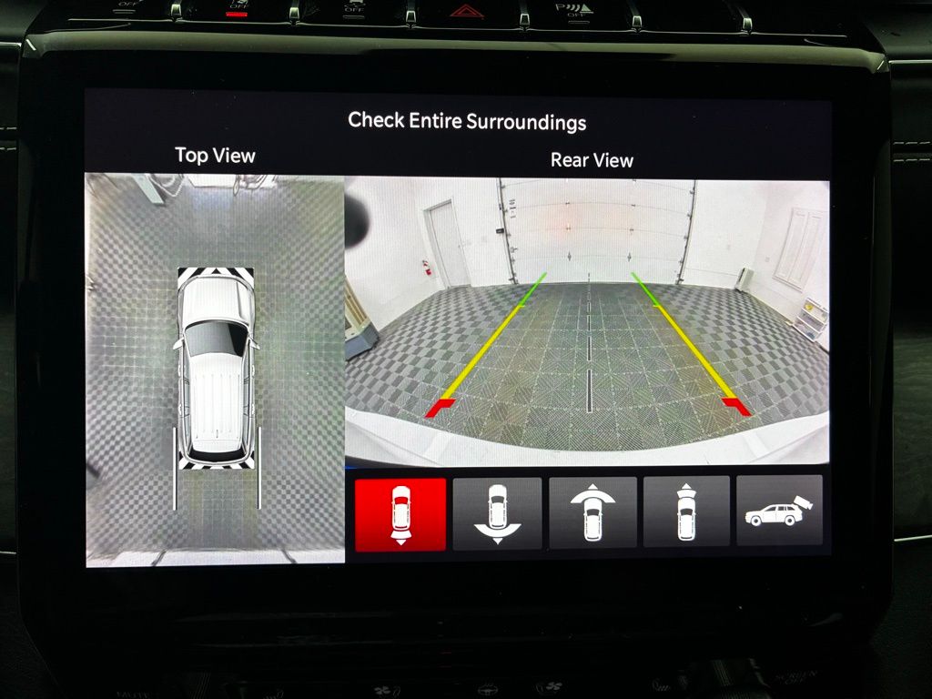2022 Jeep Grand Cherokee Overland photo 7