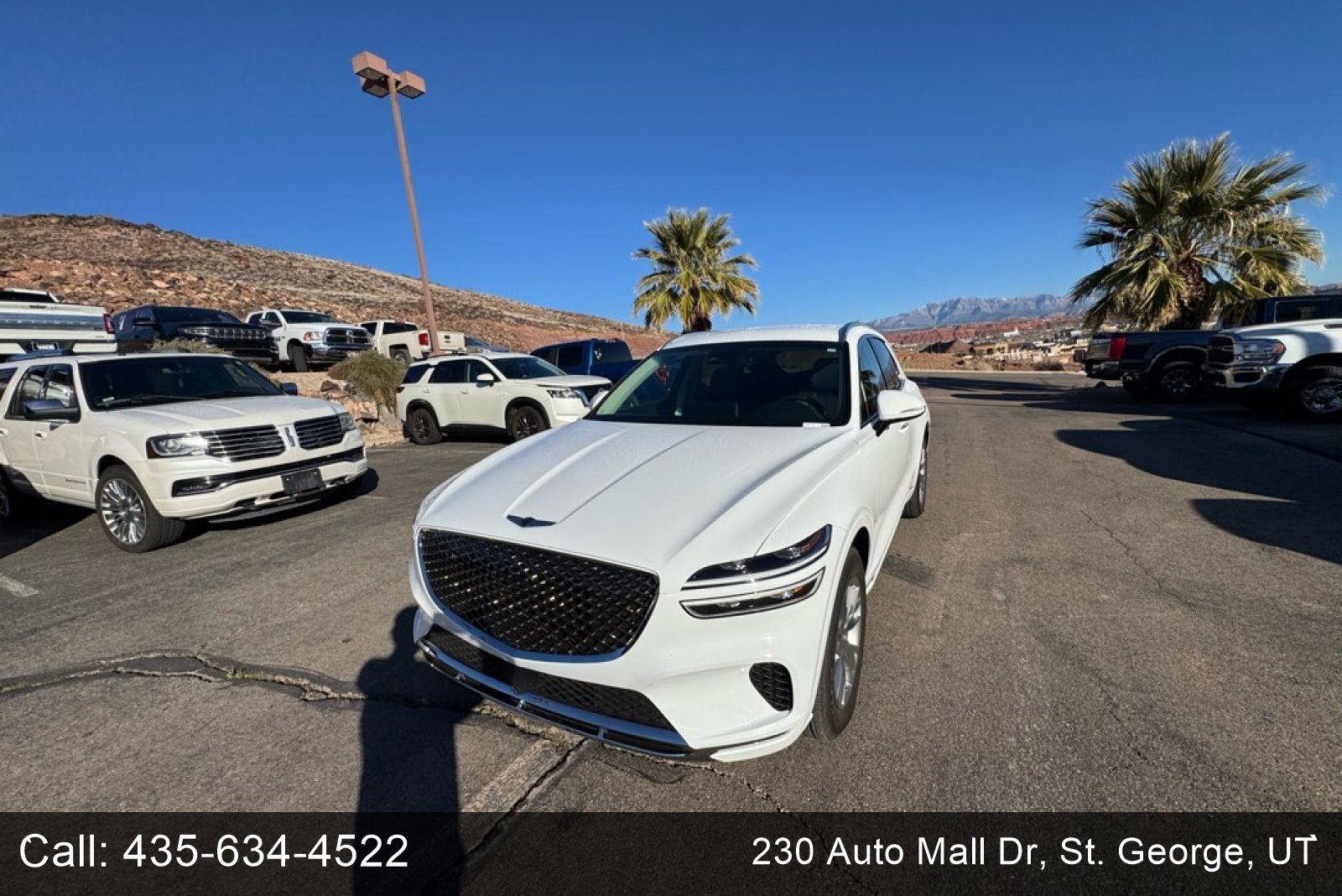 2022 GENESIS GV70 Standard's photo