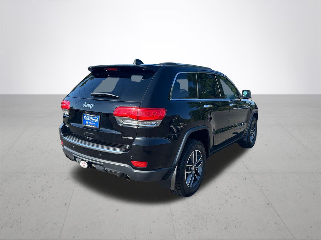 2017 Jeep Grand Cherokee Limited photo 2