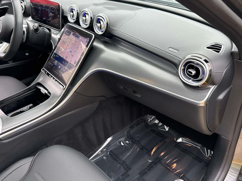 2025 Mercedes Benz C 300 4MATIC photo 18