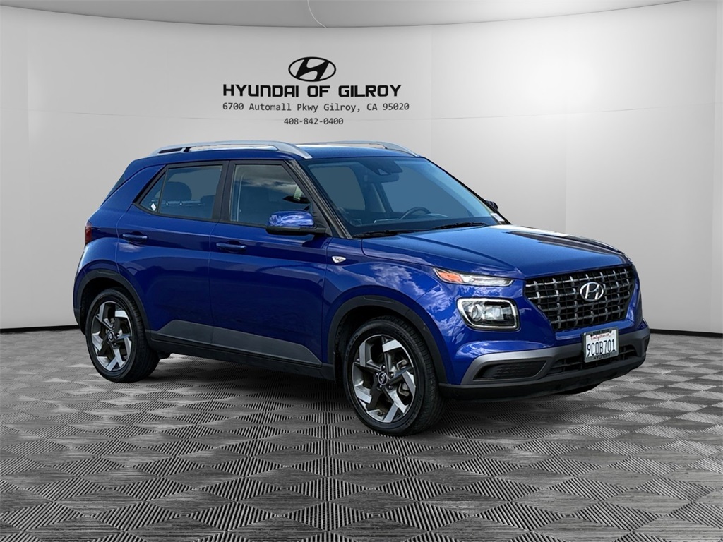 2022 Hyundai Venue SEL Limited photo 3