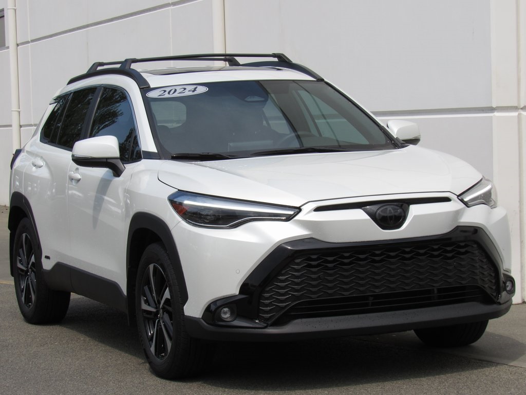 2024 Toyota Corolla Hybrid XSE photo 2