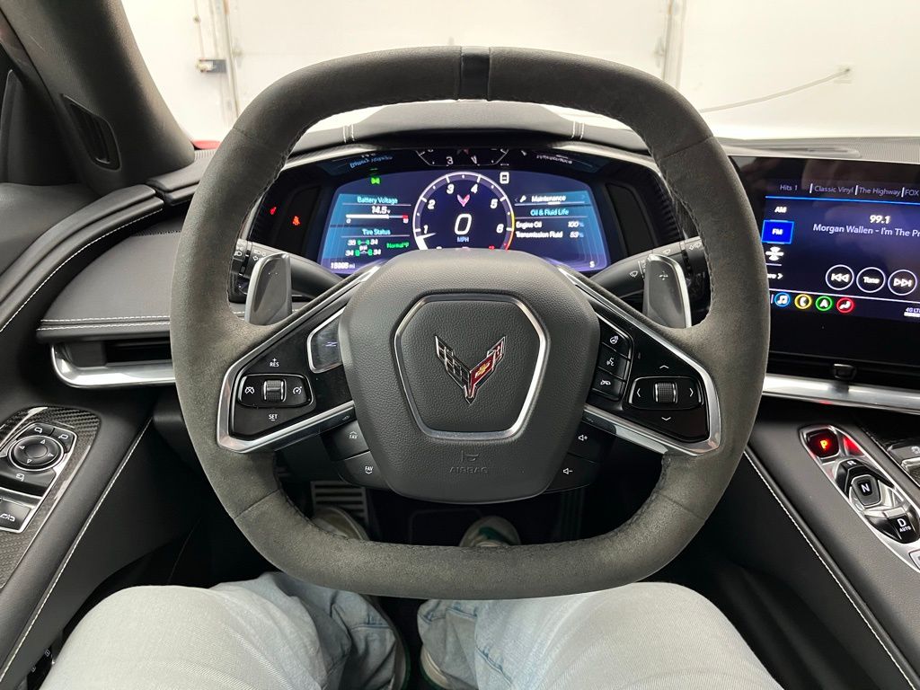 2020 Chevrolet Corvette Stingray 2LT photo 2