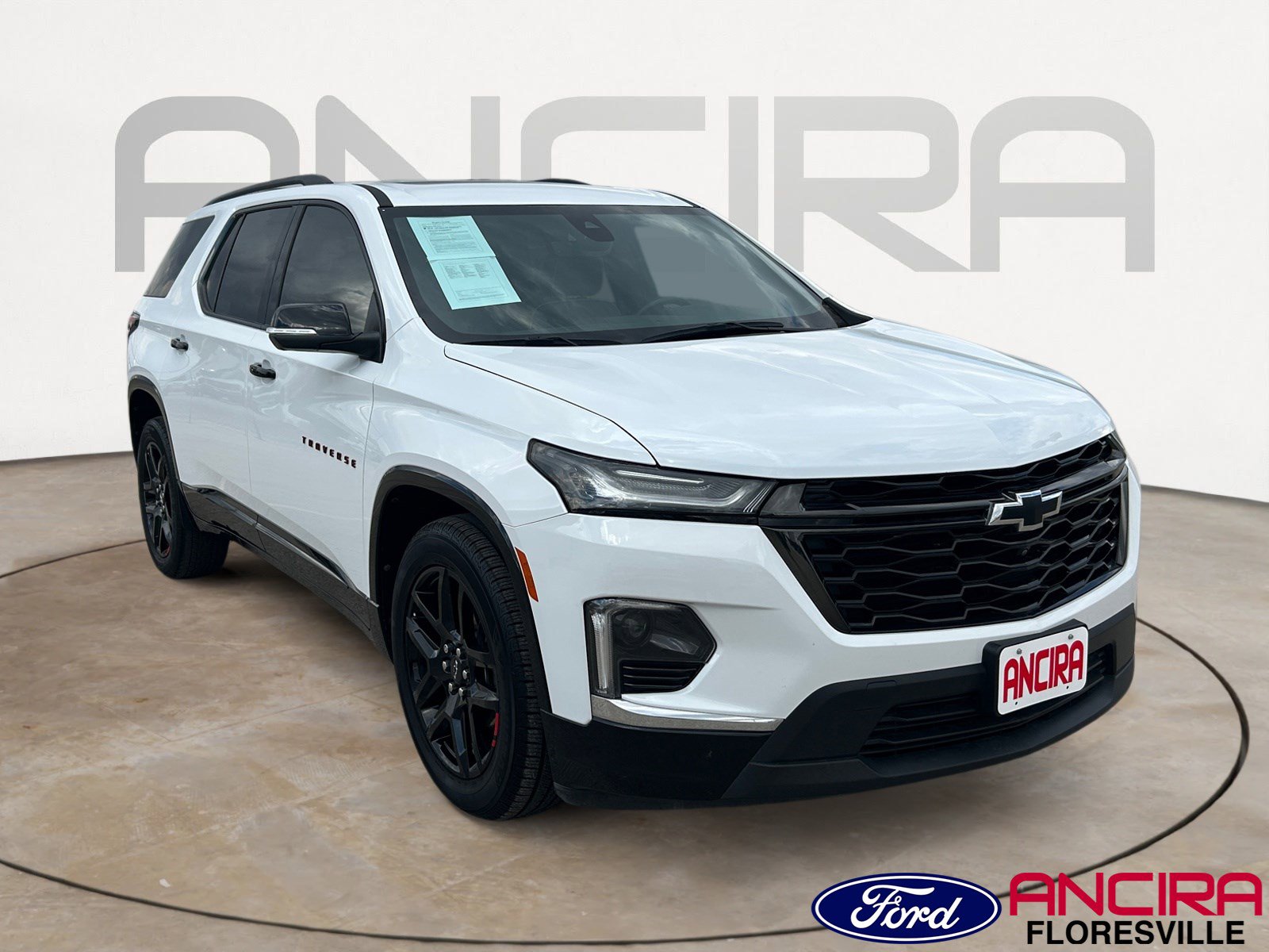 2023 Chevrolet Traverse Premier's photo