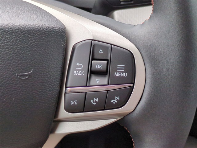 2025 Ford Explorer photo 22