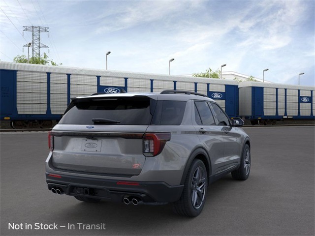 2025 Ford Explorer ST photo 5