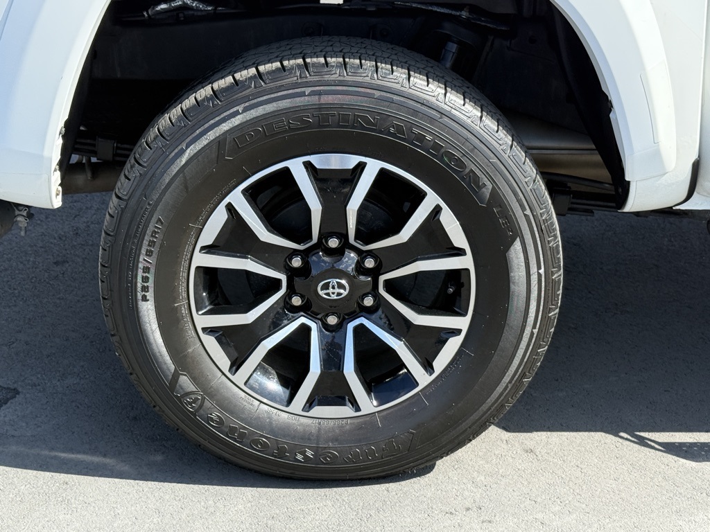 2023 Toyota Tacoma TRD Sport photo 13