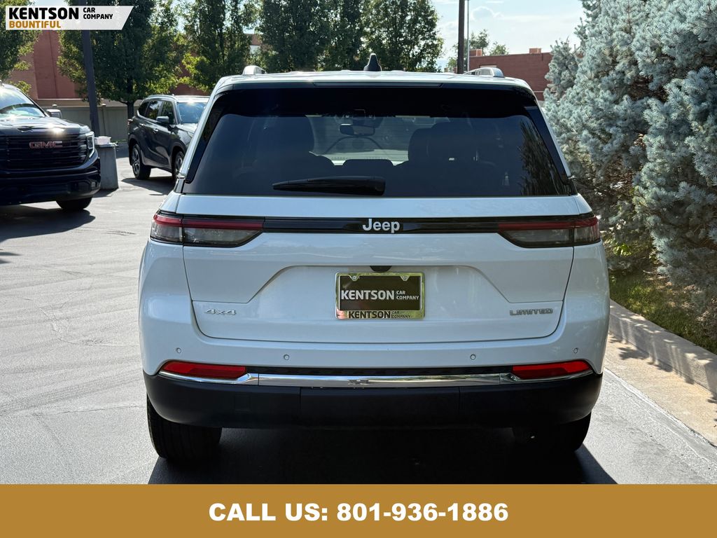 2024 Jeep Grand Cherokee Limited photo 7