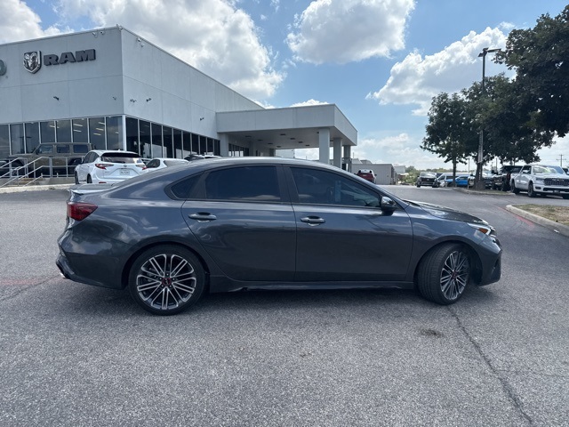 2024 Kia Forte GT photo 3