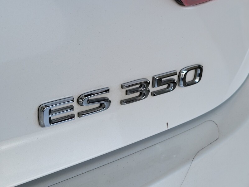 2016 Lexus ES 350 photo 5