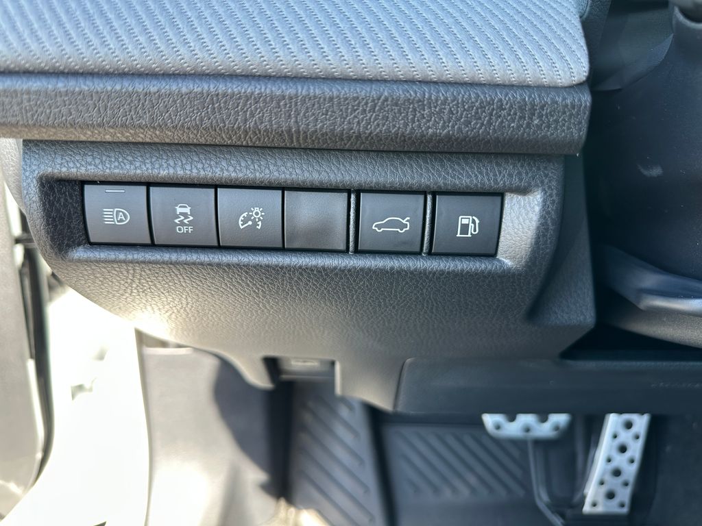 2026 Toyota Camry SE photo 21