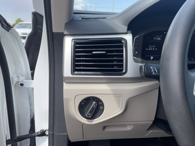 2023 Volkswagen Atlas V6 SE Technology photo 17