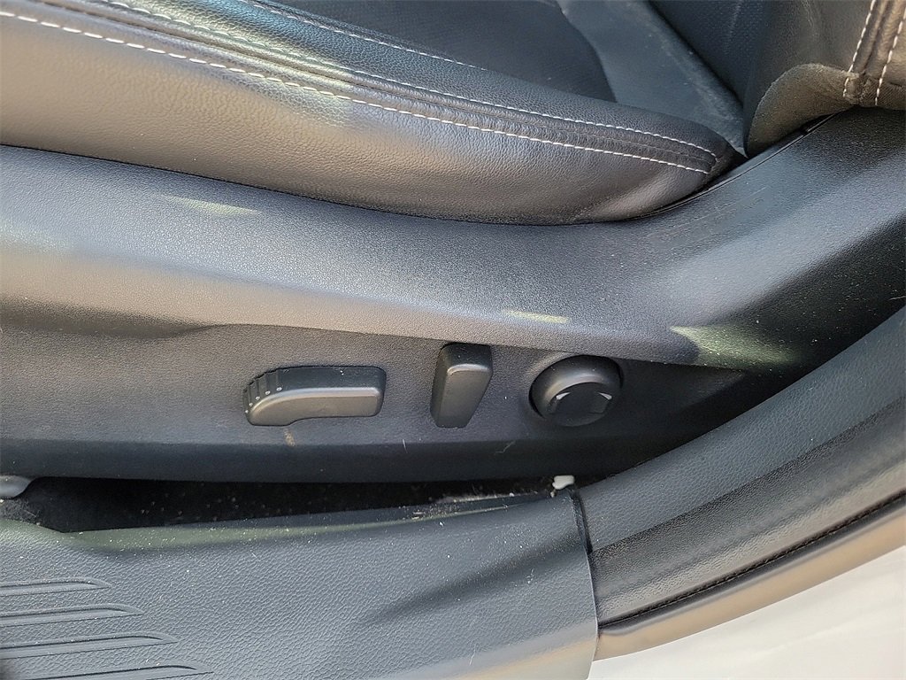 2022 Subaru Outback Limited photo 20